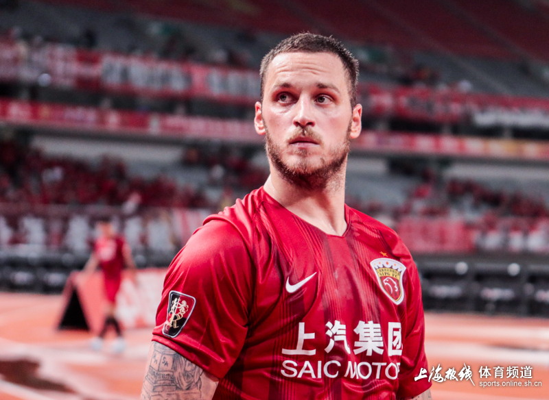 爱游戏网页版入口-埃瓦尔遭遇突袭，输球难掩一丝遗憾的简单介绍