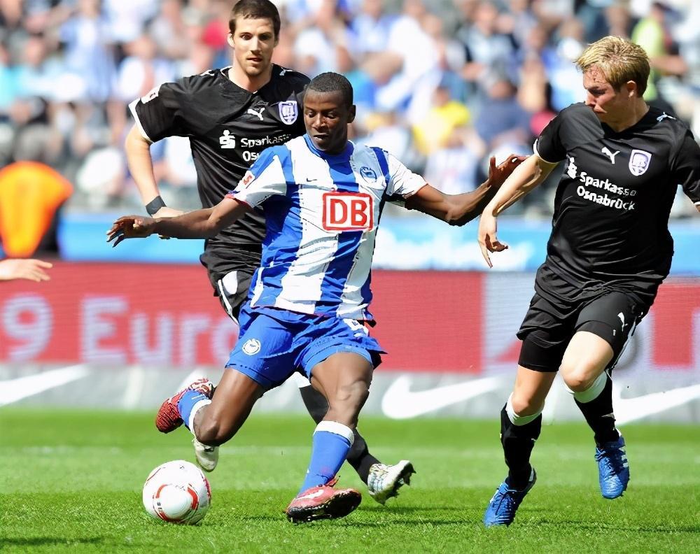 爱游戏app下载地址-汉诺威对阵汉堡水晶宫，胜利将至仅在眼前的简单介绍